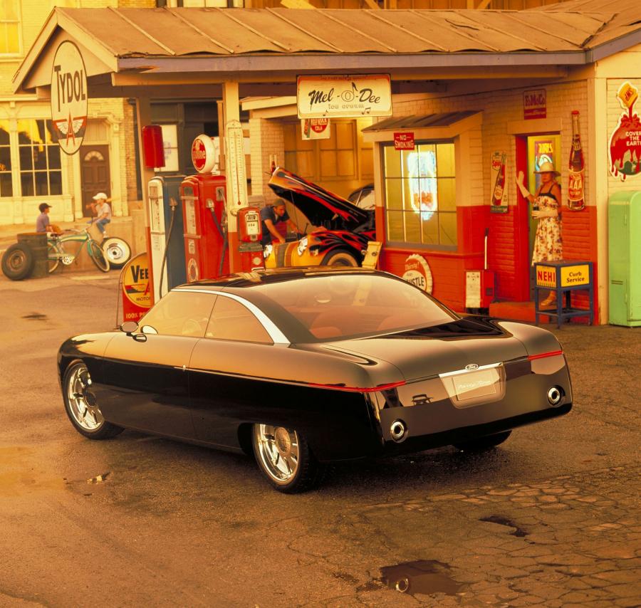  Ford Forty Nine Concept 2001 года  (фото 14 из 29)